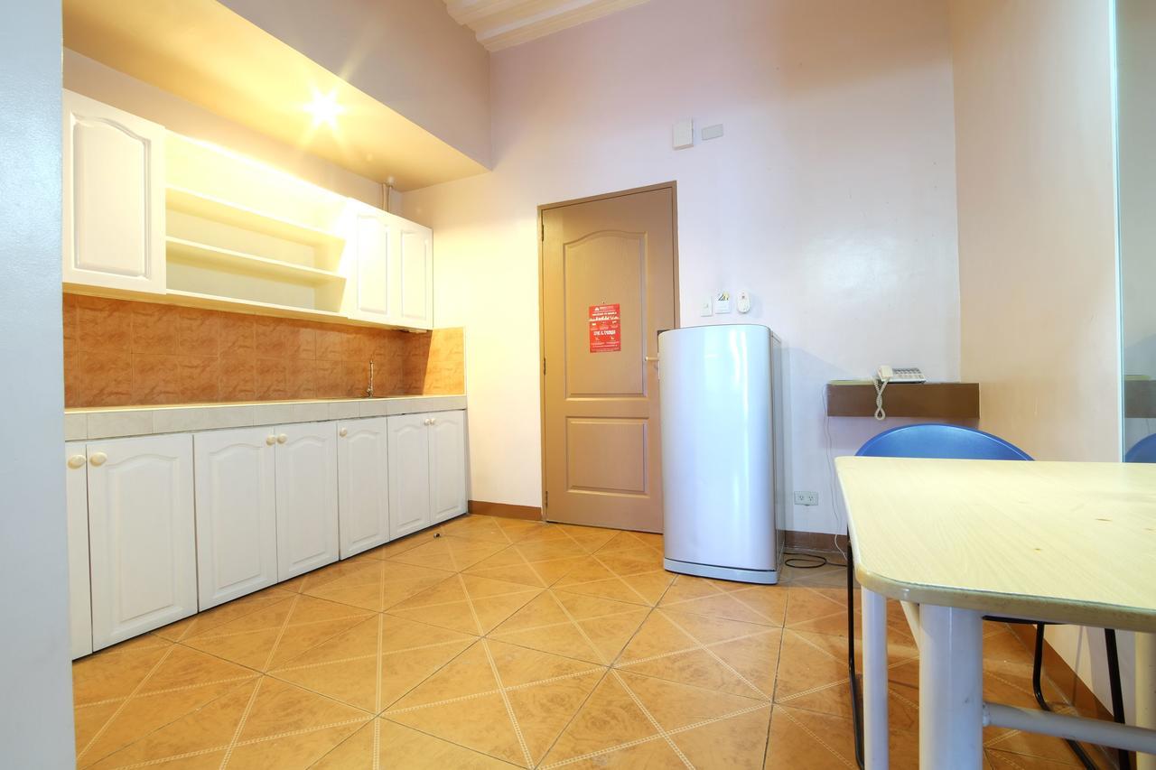 Zen Rooms Basic La Paz ماكاتي المظهر الخارجي الصورة