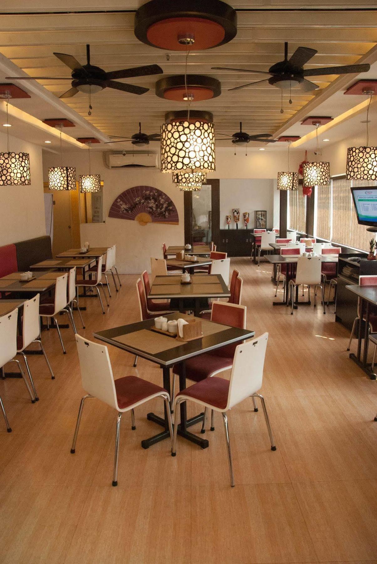 Zen Rooms Basic La Paz ماكاتي المظهر الخارجي الصورة