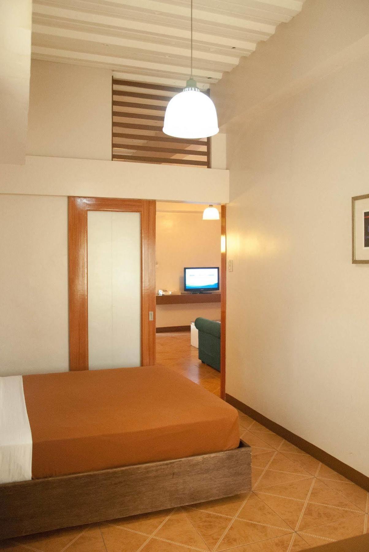 Zen Rooms Basic La Paz ماكاتي المظهر الخارجي الصورة
