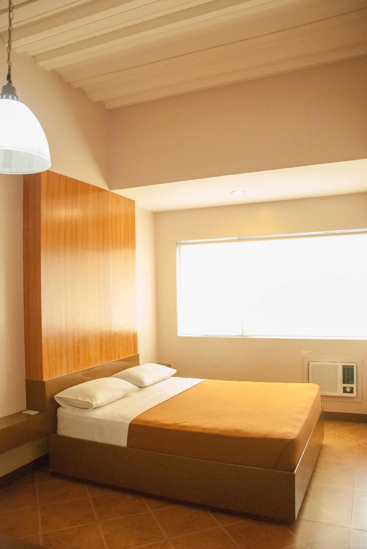 Zen Rooms Basic La Paz ماكاتي المظهر الخارجي الصورة