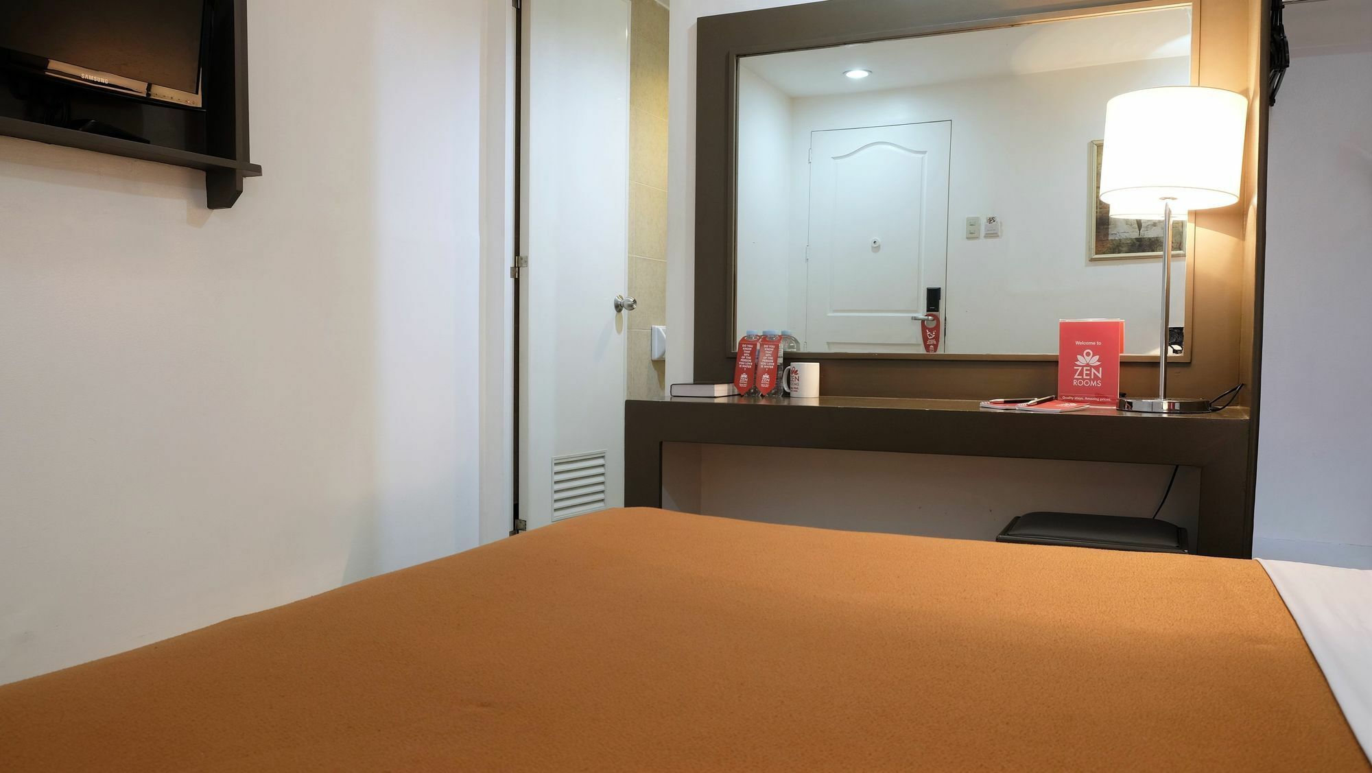 Zen Rooms Basic La Paz ماكاتي المظهر الخارجي الصورة